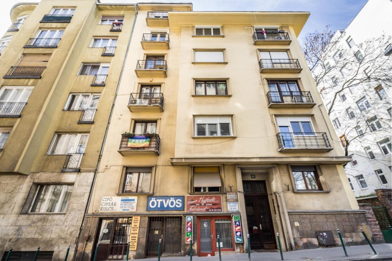 Casa Carina Apartment Будапеща Екстериор снимка